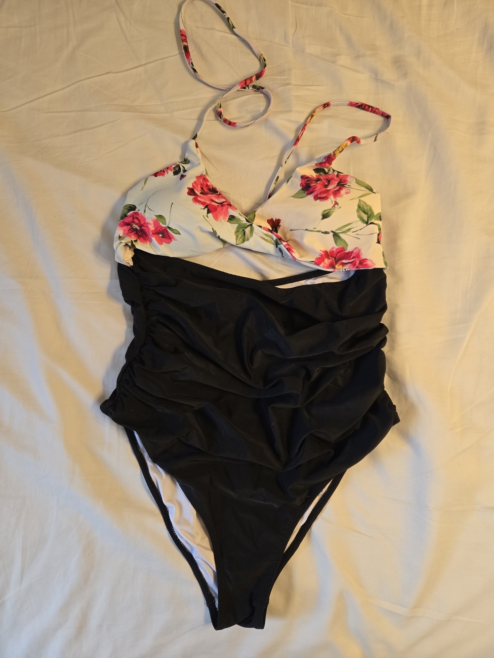 Cupshe Floral Top Black Ruched One-Piece Swimsuit